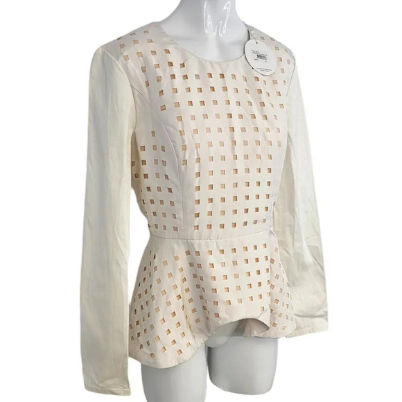 Finders Keepers Womens Beyond The Call Long Sleeve Top Size M Laser Cut Zip Back - Picture 3 of 9